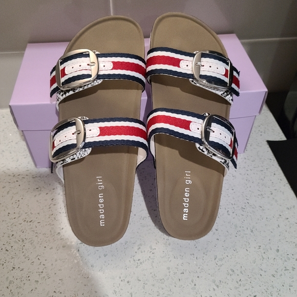 madden girl bambam footbed sandals